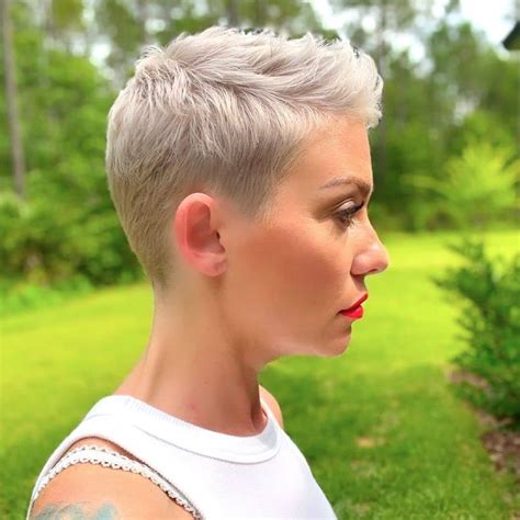 pixie cut female 80s short hair|very short pixie cuts for women.